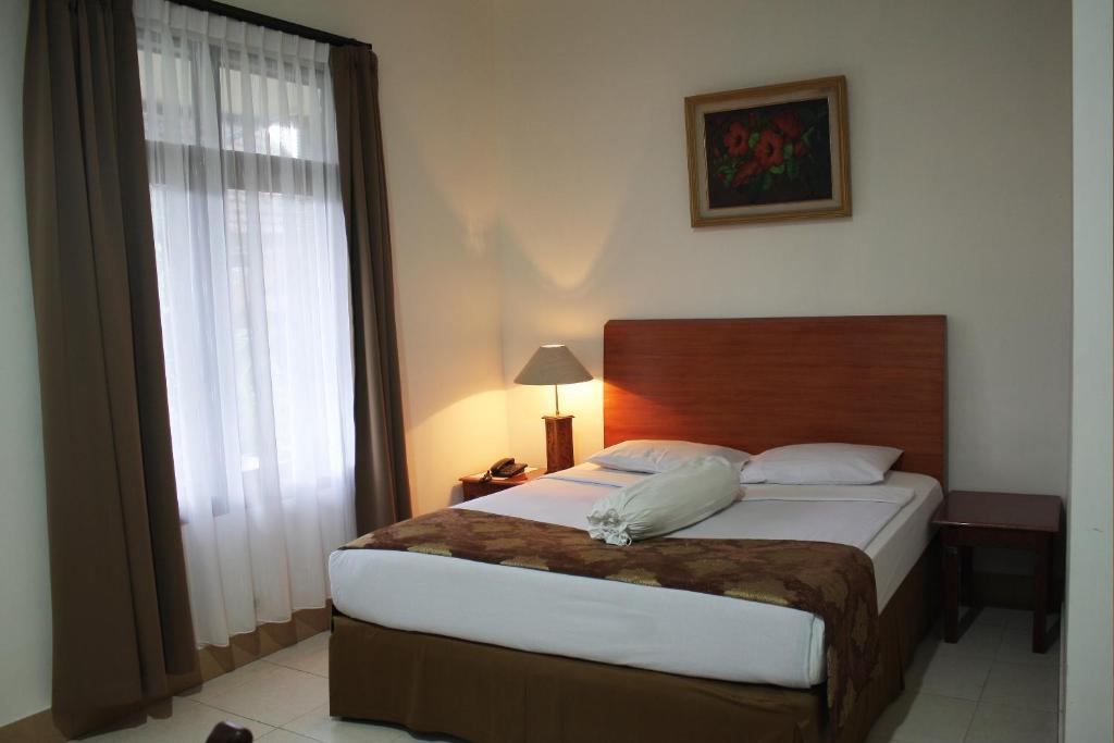 Hotel Ratih Mataram Zimmer foto